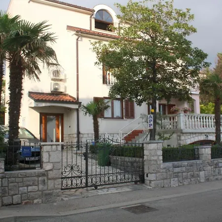 Gaspar Apartment